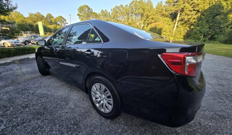 
								2014 Toyota Camry LE full									