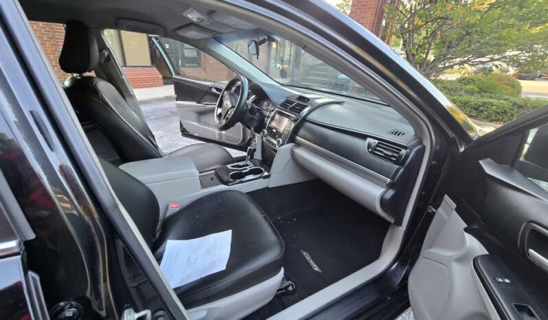 
								2014 Toyota Camry LE full									