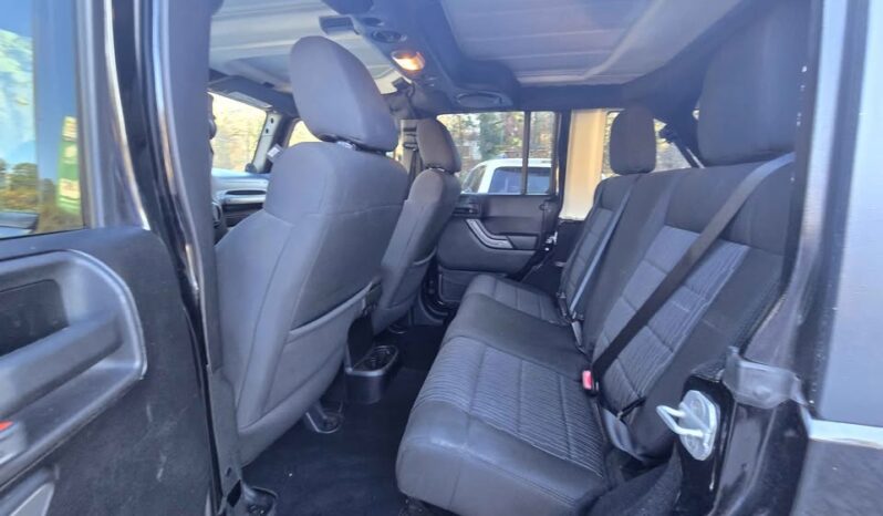 
								2012 Jeep Wrangler full									