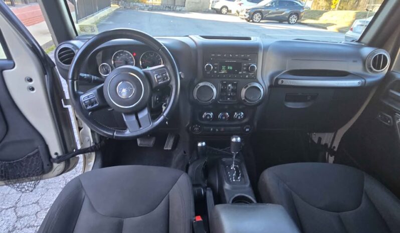 
								2016 Jeep Wrangler full									