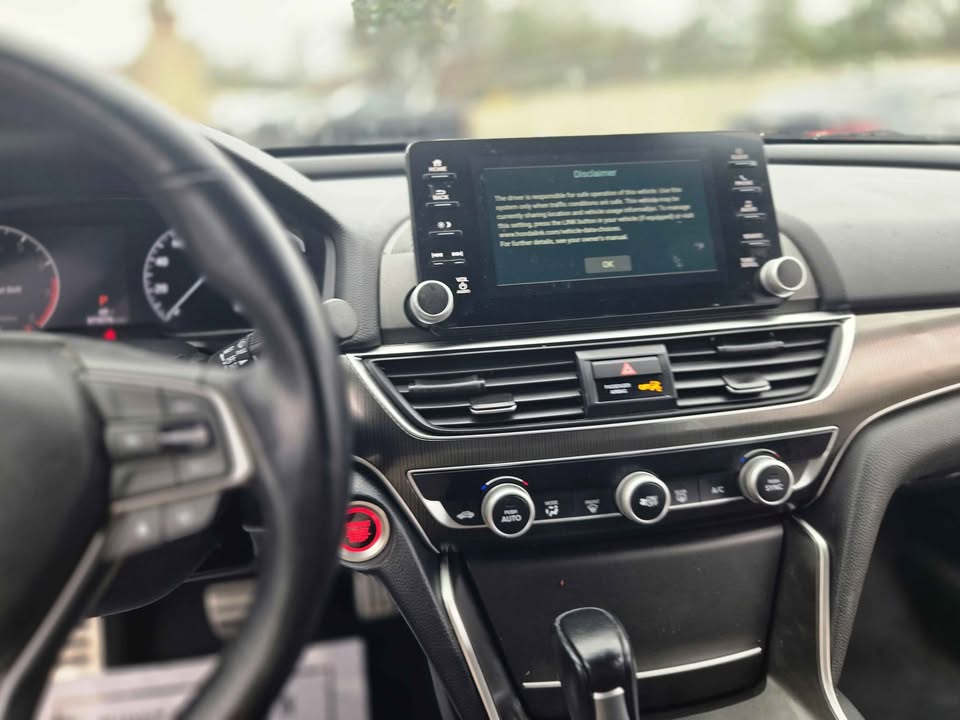 
										2020 HONDA ACCORD full									