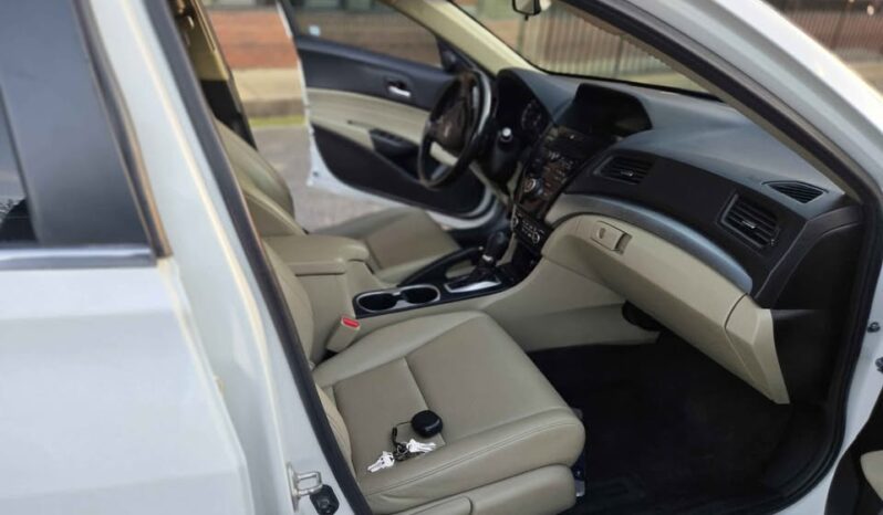 
								2018 Acura ILX full									
