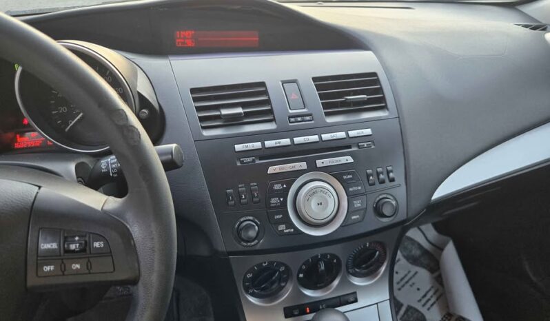 
								2011 Mazda3 full									