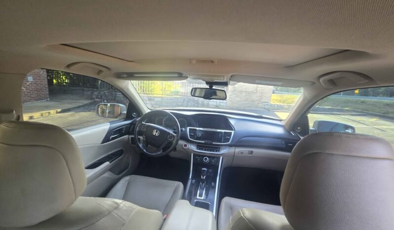 
								2013 Honda Accord full									