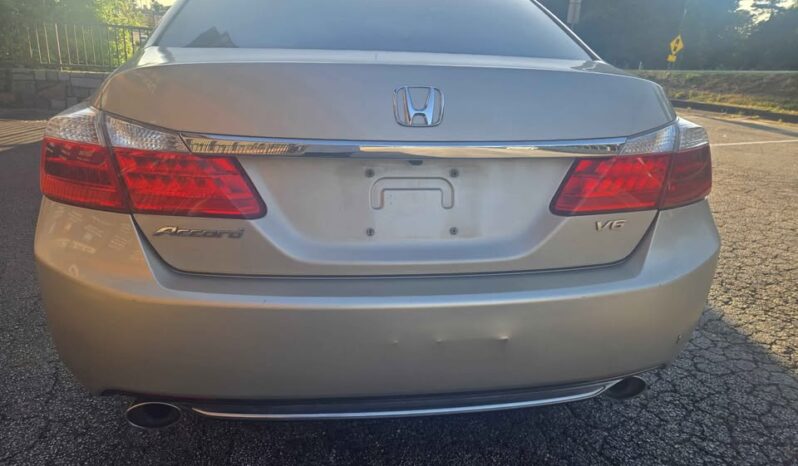 
								2013 Honda Accord full									
