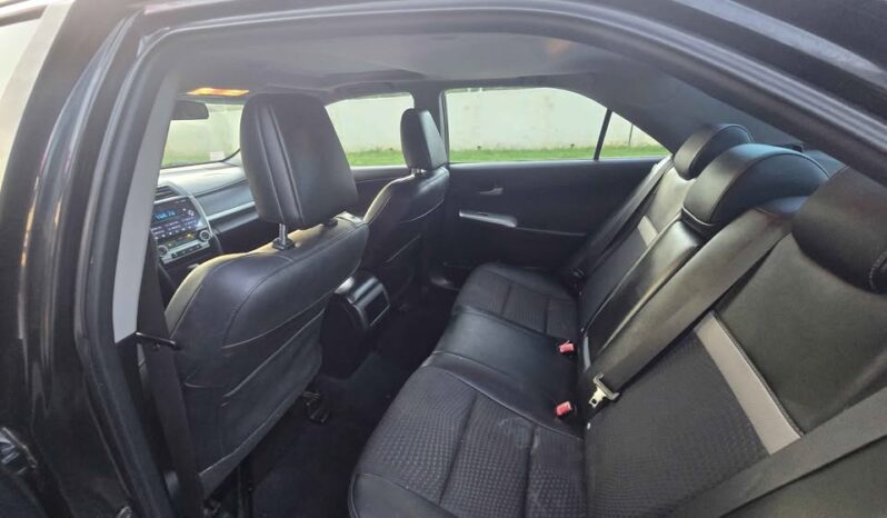 
								2012 Toyota Camry SE full									