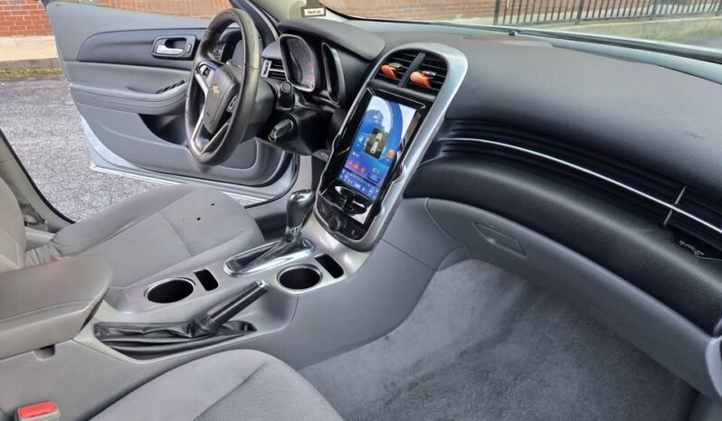 
								2015 Chevrolet Malibu LT full									
