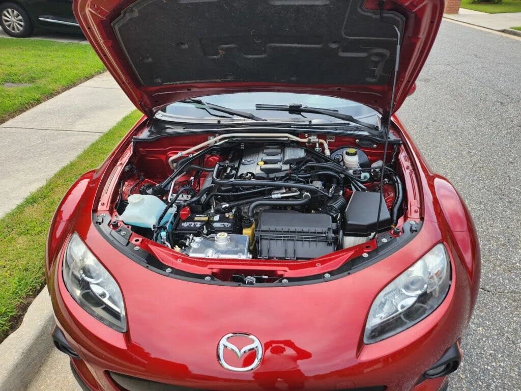 2015 Mazda MX-5 Miata Grand Touring Hard Top - Photo 14