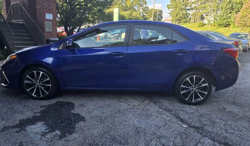 
								2017 Toyota Corolla SE full									