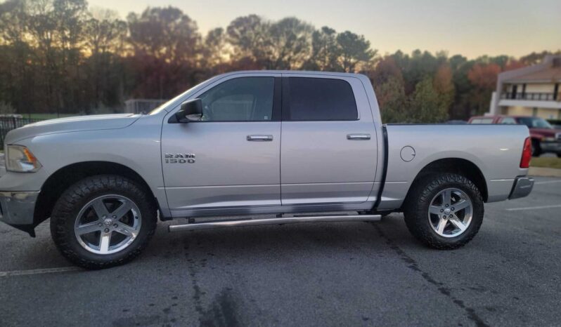 
								2017 Ram 1500 Big Horn Crew Cab full									