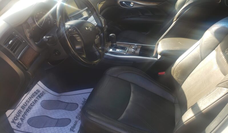 
								2010 Infiniti M37x full									