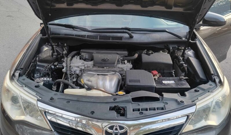 
								2013 Toyota Camry LE full									