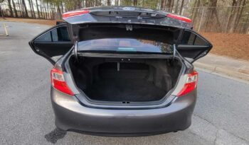 
										2013 Toyota Camry LE full									