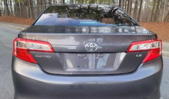 
										2013 Toyota Camry LE full									