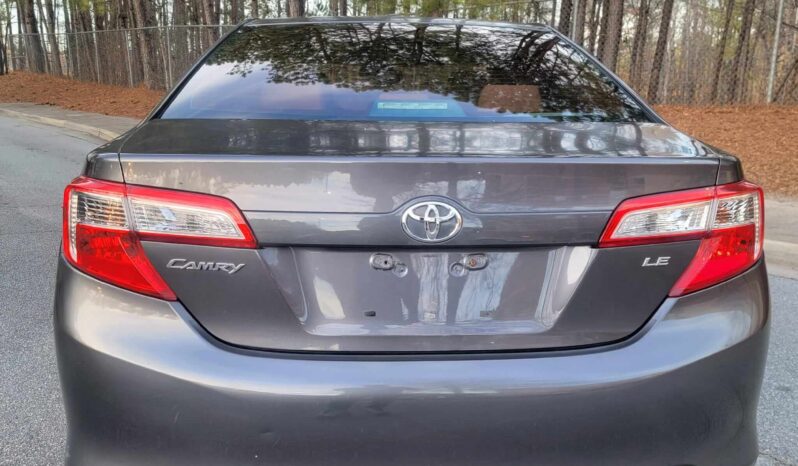 
								2013 Toyota Camry LE full									