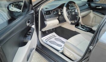 
										2013 Toyota Camry LE full									