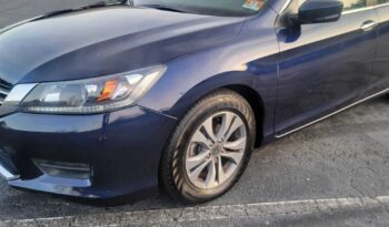 
										2015 Honda Accord full									