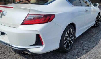 
										2017 Honda Accord Coupe full									