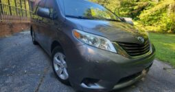 2012 Toyota Sienna LE