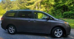 2012 Toyota Sienna LE