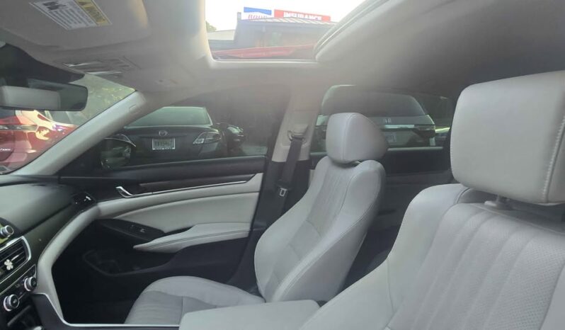 
								2018 HONDA ACCORD LX full									