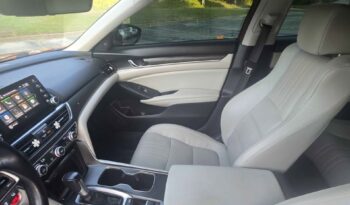 
										2018 HONDA ACCORD LX full									