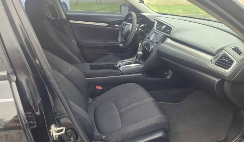 
								2017 Honda Civic LX full									