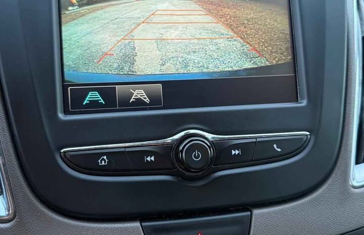 
								2018 Chevrolet Malibu LT full									