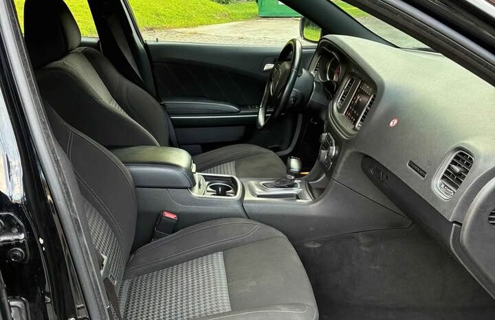 
								2023 Dodge Charger full									