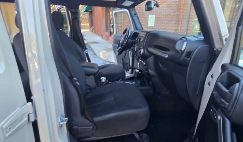 
								2016 Jeep Wrangler full									