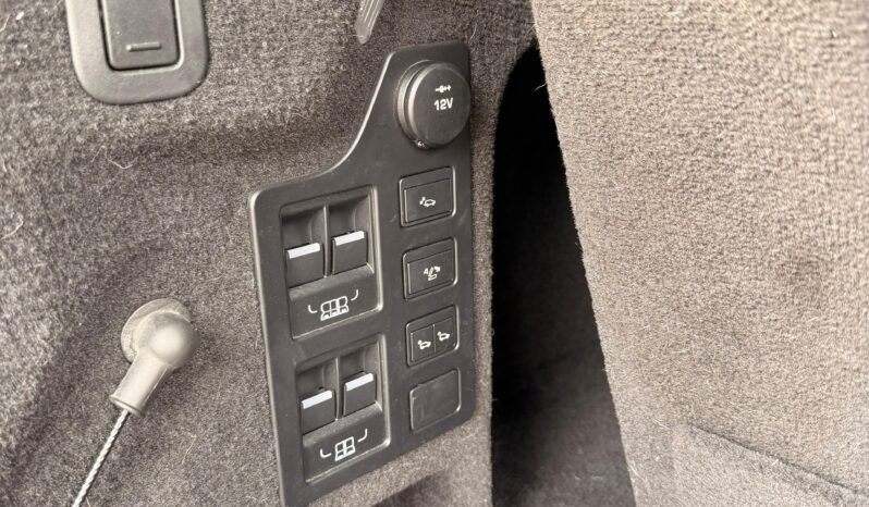 
								2017 Land Rover Discovery HSE Luxury AWD full									