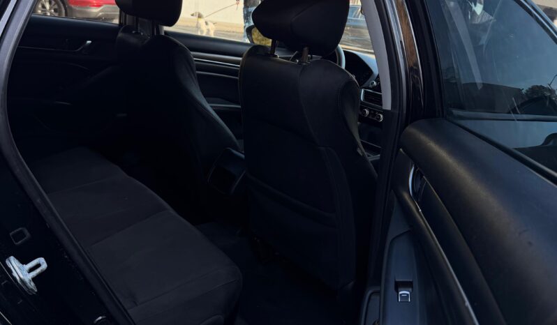 
								2021 Honda Accord LX full									