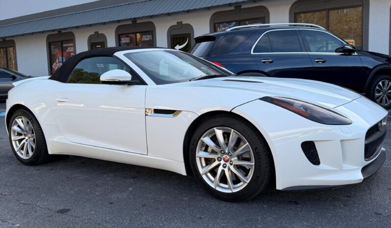 2017 Jaguar F-TYPE Premium's photo