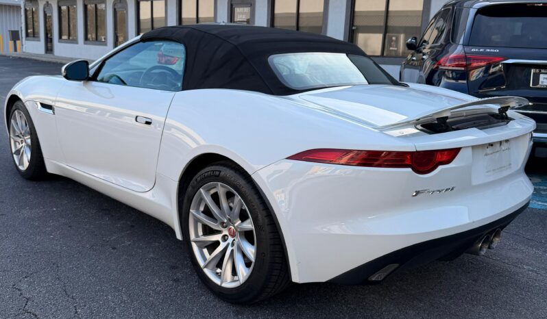 
								2017 Jaguar F-TYPE Premium Convertible full									