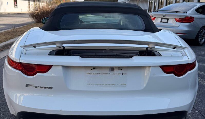 
								2017 Jaguar F-TYPE Premium Convertible full									