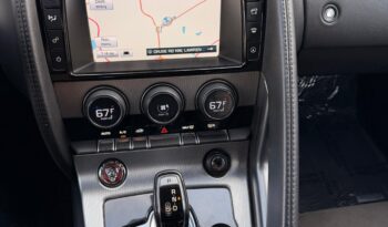 
										2017 Jaguar F-TYPE Premium Convertible full									