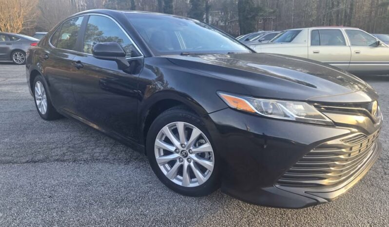 
								2018 Toyota Camry LE full									