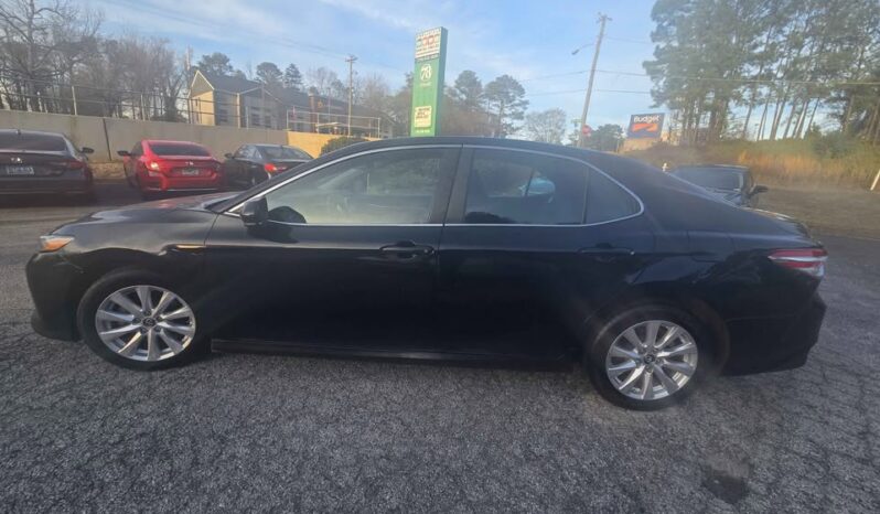 
								2018 Toyota Camry LE full									