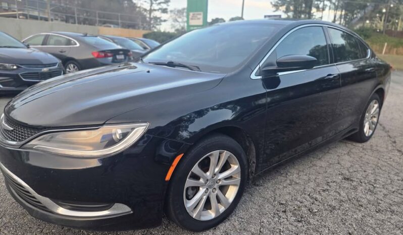 
								2015 Chrysler 200 full									