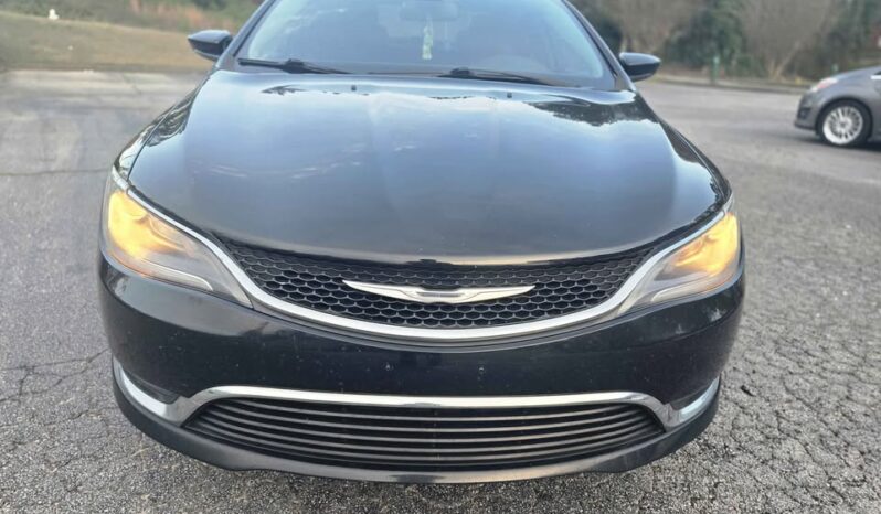 
								2015 Chrysler 200 full									