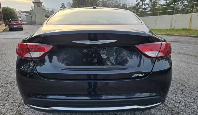 
								2015 Chrysler 200 full									