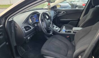 
										2015 Chrysler 200 full									