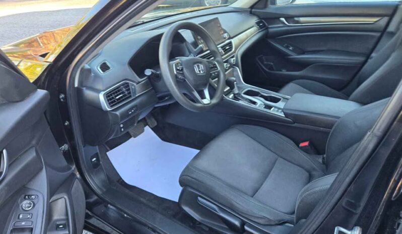 
								2020 Honda Accord LX full									