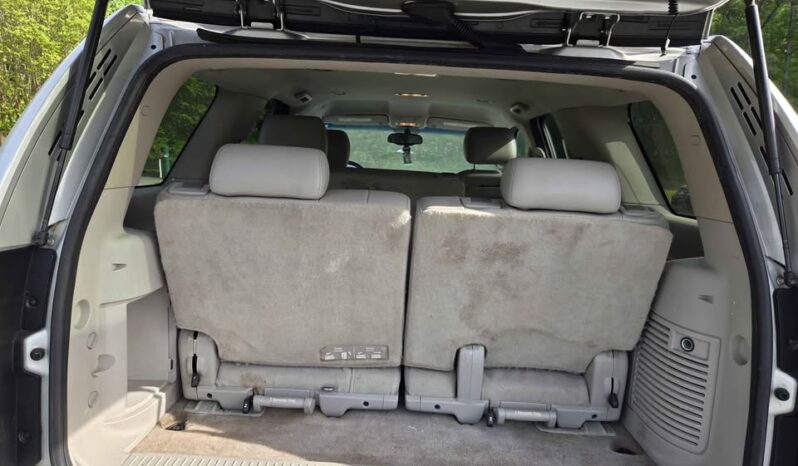 
								2011 Chevrolet Tahoe full									