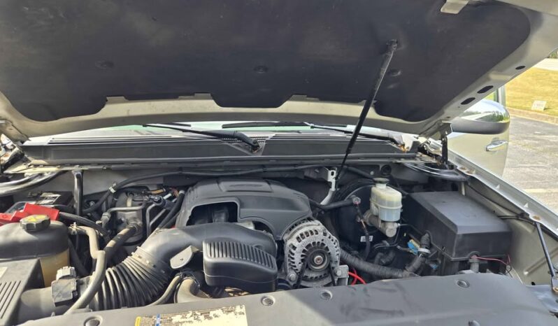 
								2011 Chevrolet Tahoe full									