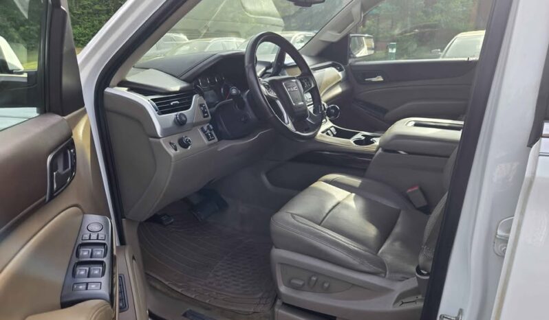 
								2015 GMC Yukon XL full									