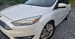 2016-FORD-FOCUS-