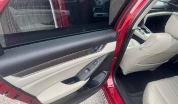 
										2018 Honda Accord full									