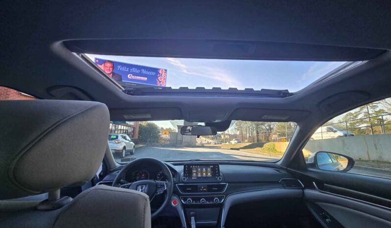 
								2019 Honda Accord EX full									