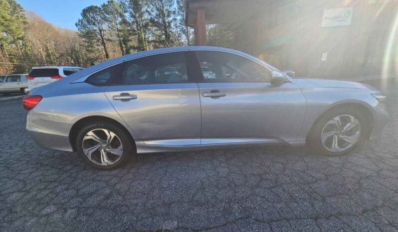 
								2019 Honda Accord EX full									